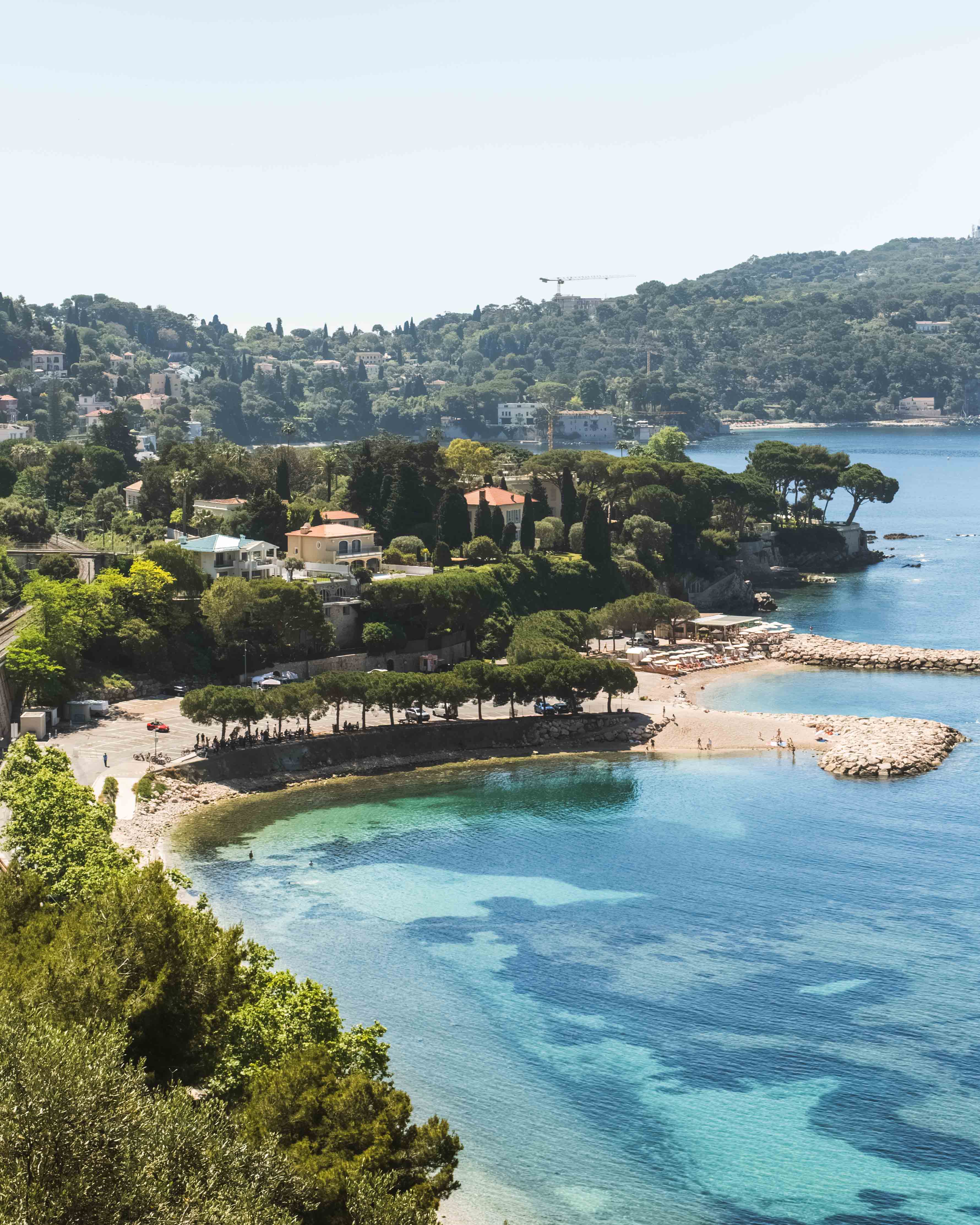Baie de Cap-Ferrat avec villas de luxe